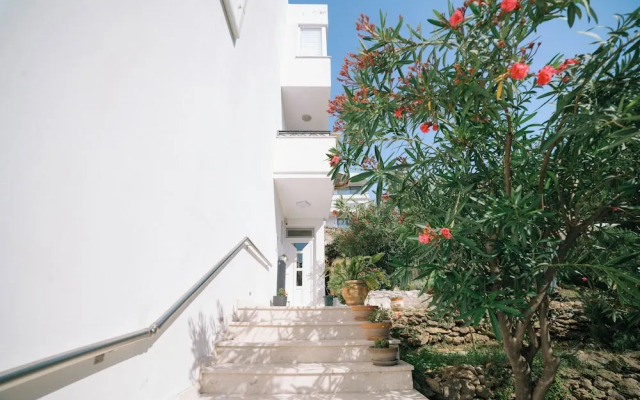 The Rooftop Apartment with Sea view