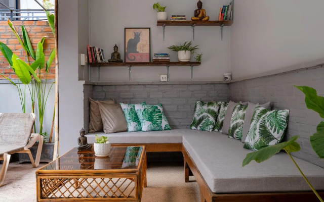 River Retreat Boutique Hotel
