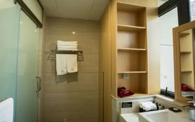 GreenTree Eastern Hotel (Fuyang Railway Station Guoyang South Road)