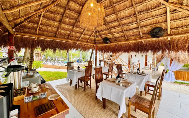 Azulea Bacalar Hotel & Spa - Lagoon Front