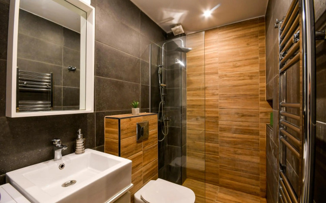 #SKGH Avra luxury suite -WhiteTower