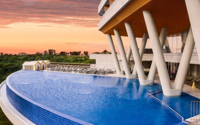 Hidden Cliff Hotel & Nature