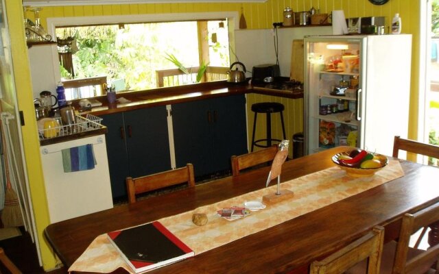 Mango tourist Hostel