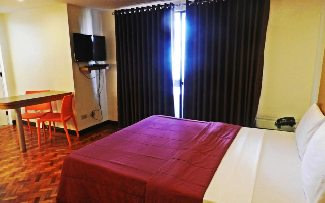 Salcedo Suites