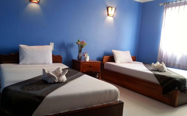 Ta Som Guesthouse & Tour Services