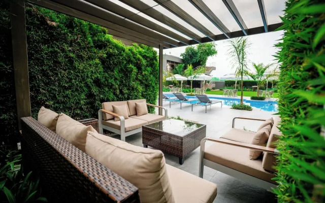 Trademark Suites at Enaki Town
