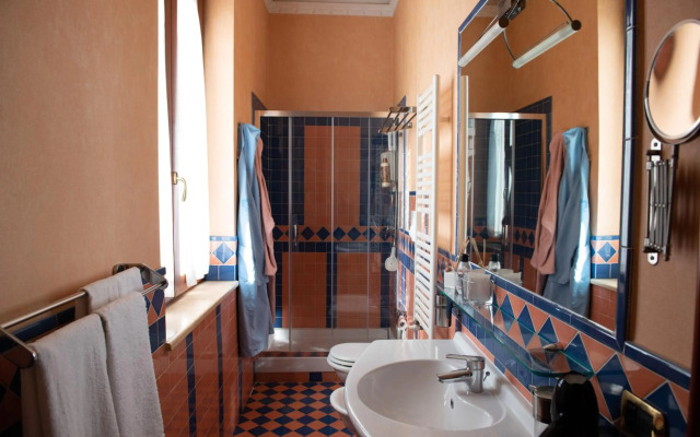 Viale Villa Arianna, 8