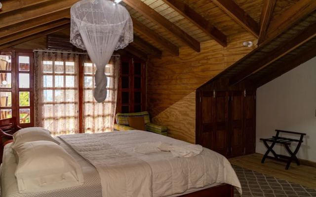 Roxy's Mountain Lodge
