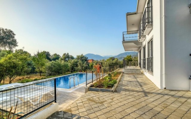 Charming House With Nature View in Fethiye