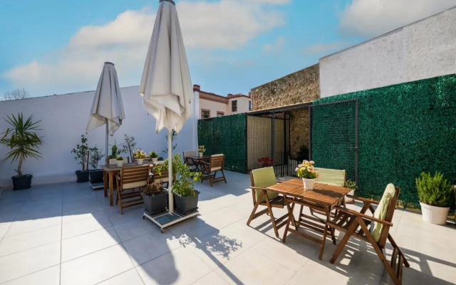 The Easy Rooms Terrace