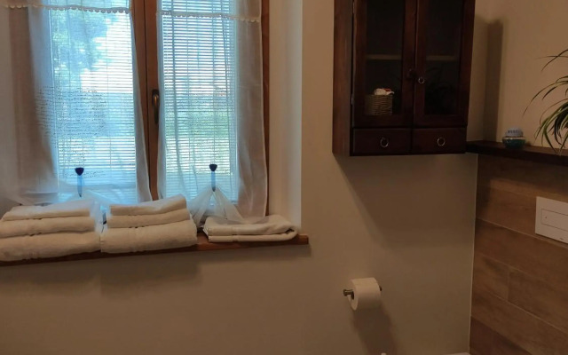 Casa Montefiore 13 LT nella tranquilla campagna Marchigiana