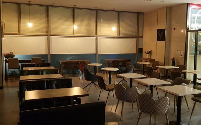 Paju Beautiful Tourist Hotel