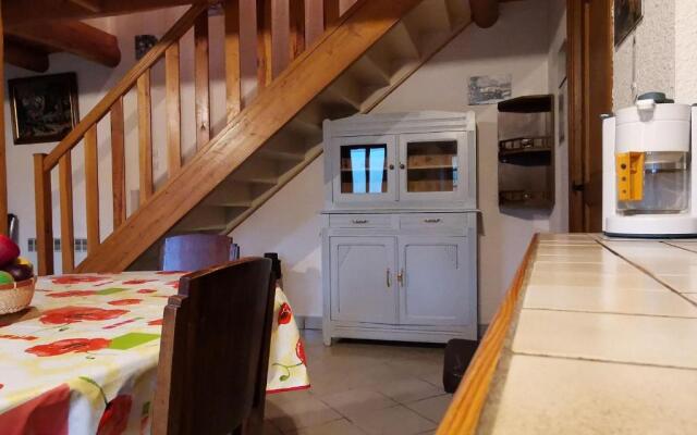 Gîte Allègre, 4 pièces, 6 personnes - FR-1-582-151