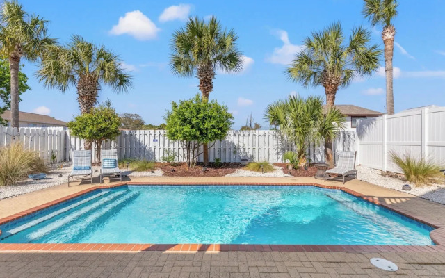 Seafoam Beautiful 3BR Home With Heated Private Pool - 4 Min Walk to Beach!