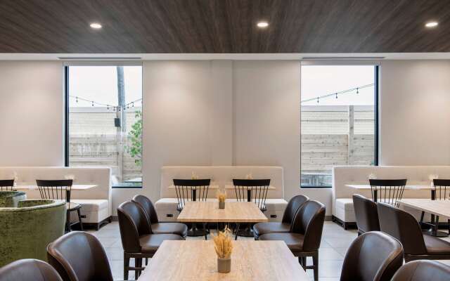 Wyndham Garden Winnipeg Airport