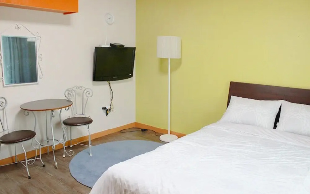 Taean Tree Pine Pension and Guest House