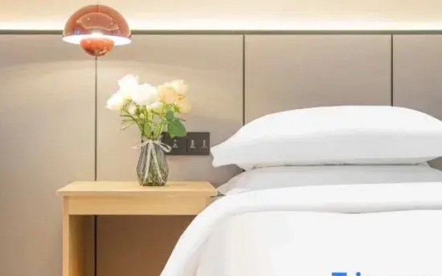 Yiju Smart Homestay (Wuyue Plaza)