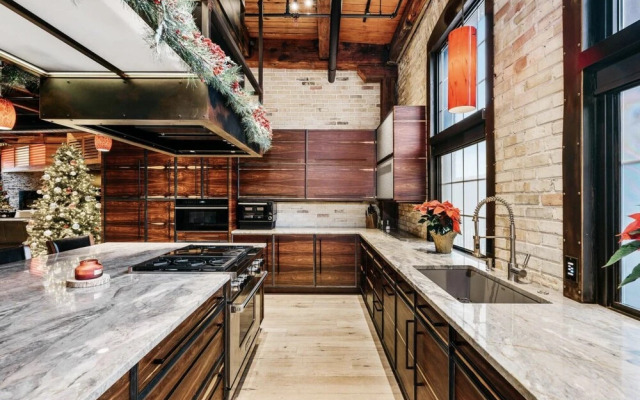 Exquisite 3BDR Penthouse in Downtown TC