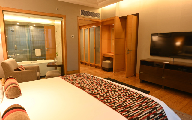 Crowne Plaza Hotel Gurgaon by IHG