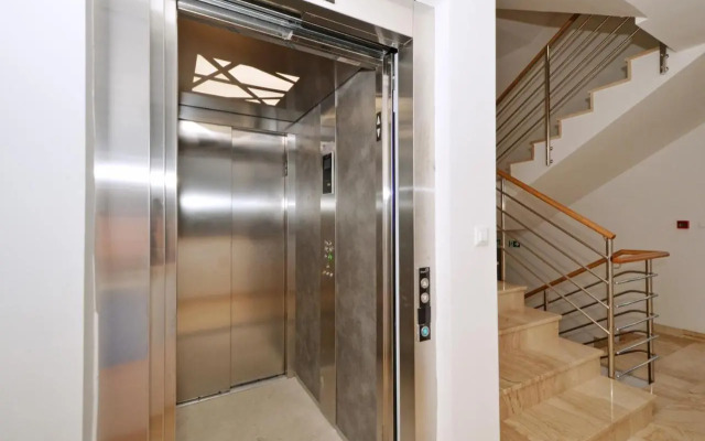 Luxury apartment Marionik