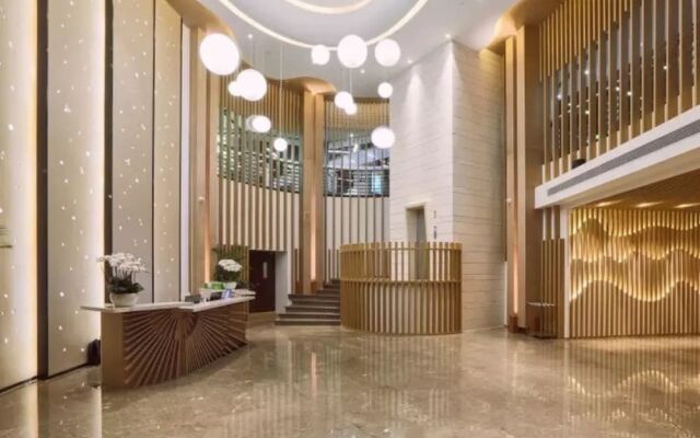 Shenzhen Leader Art Hotel