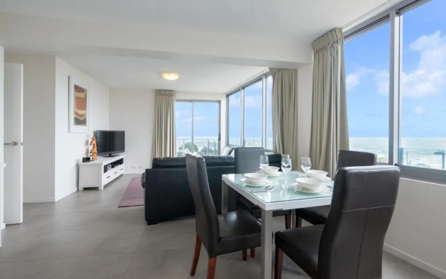 Pacific Towers Unit 4, 19 Ormonde Tce Kings Beach