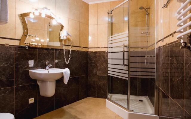 Hotel Natalia 18