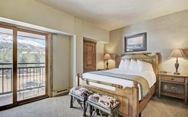 3 Bedroom Ski in, Ski out Mountain Vacation Rental Located Next to Historic Main Street in Downtown Breckenridge