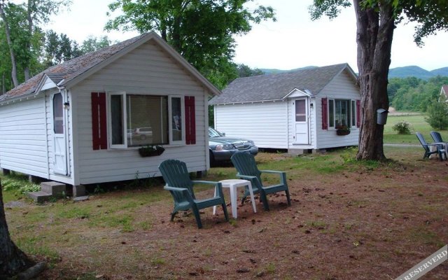 The Cabins at Autumn Mountain Winery