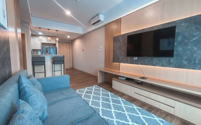 Staycation Jakarta Holland Village