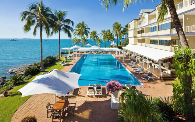 Coral Sea Resort