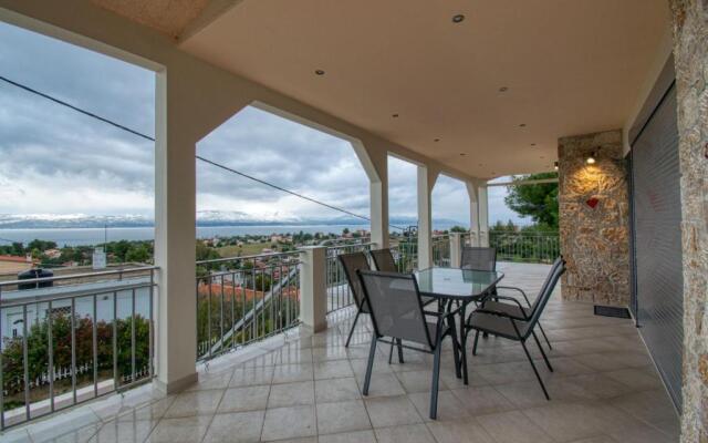 Magic view villa