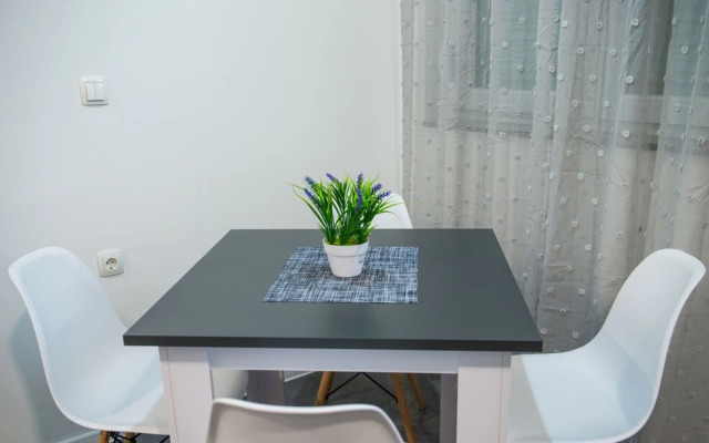 Cozy apartment in Old Town with parking