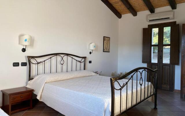 Li Paduleddi Country Guest House