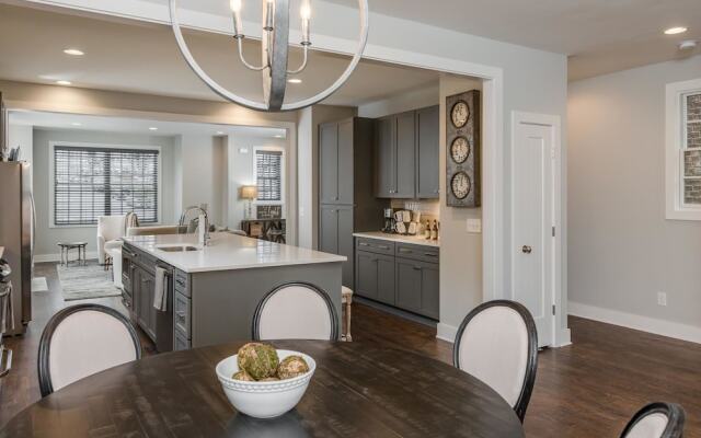 Nashville Townhome Unit A by RedAwning