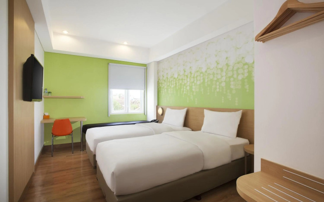 Zest Hotel Yogyakarta – Guest Rooms – Yogyakarta