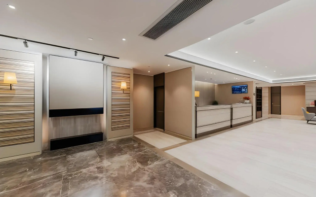 Homeinn Plus Hotel (Hangzhou West Lake Lakeside Wushan Square Hefang Street)
