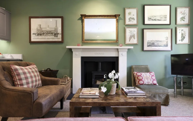 JOIVY The North Lodge At Balcarres