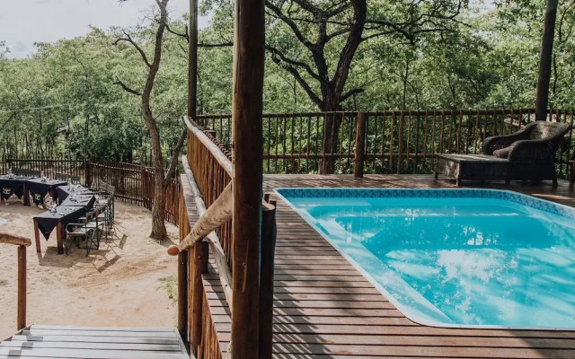 Buffalo Rock Tented Camp