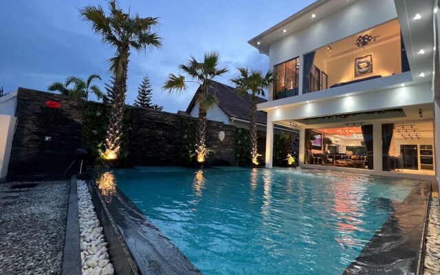 Premium Pool Villas Pattaya