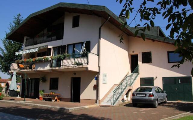 Apartments Strmac