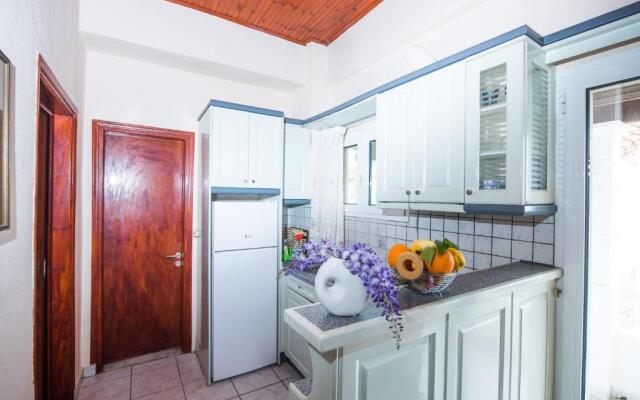 Pantelis Apartments
