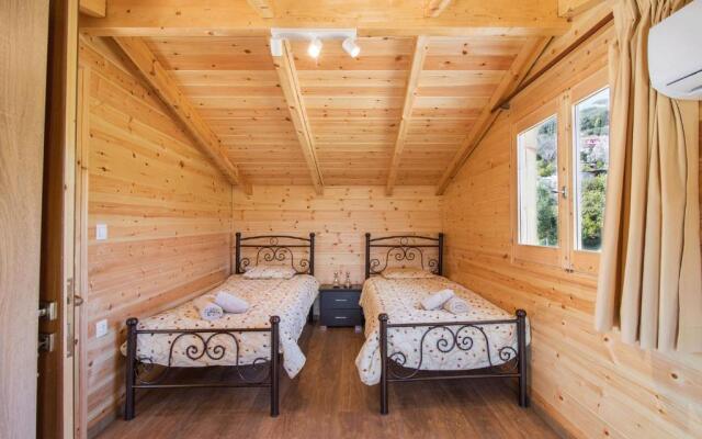 Romantic Tree House