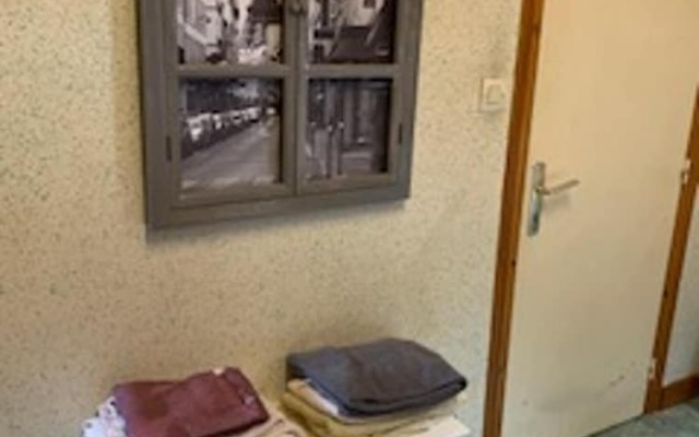 Studio in Plouguerneau, With Wonderful sea View, Enclosed Garden and Wifi