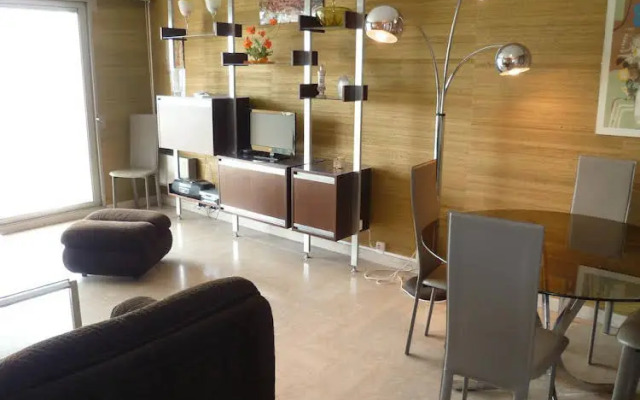 Karolina Properties - Ascot Appartement