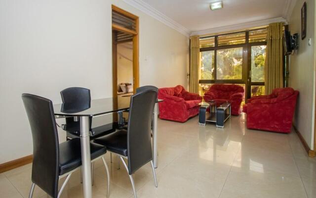 Crown Suites Hotel