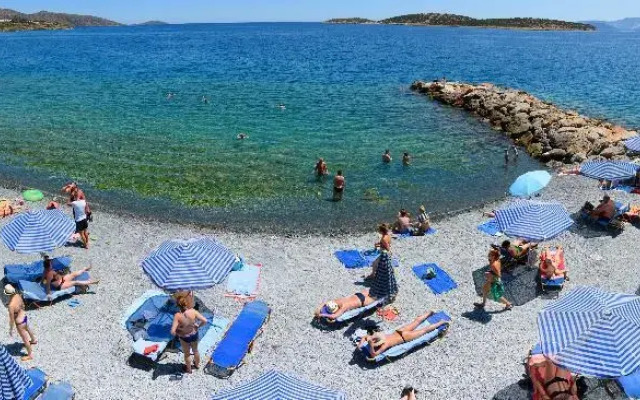 Mistral Bay