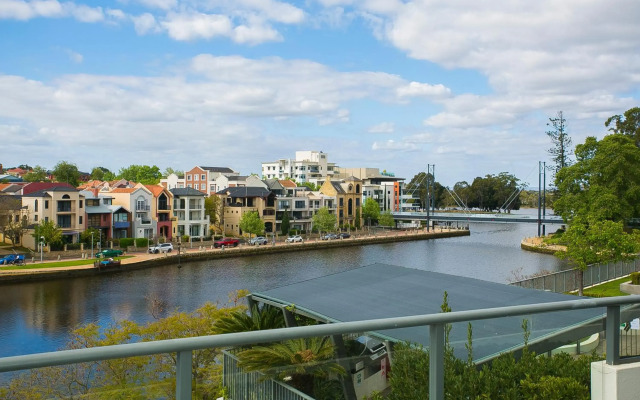 East Perth Suites Hotel