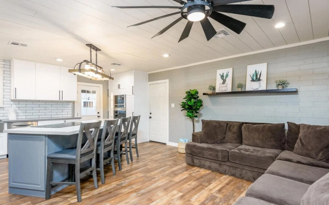 New Spacious OLD Town Tempe Casa Pool