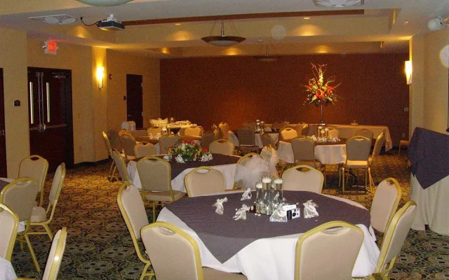 Holiday Inn Hotel and Suites Rogers Pinnacle Hills